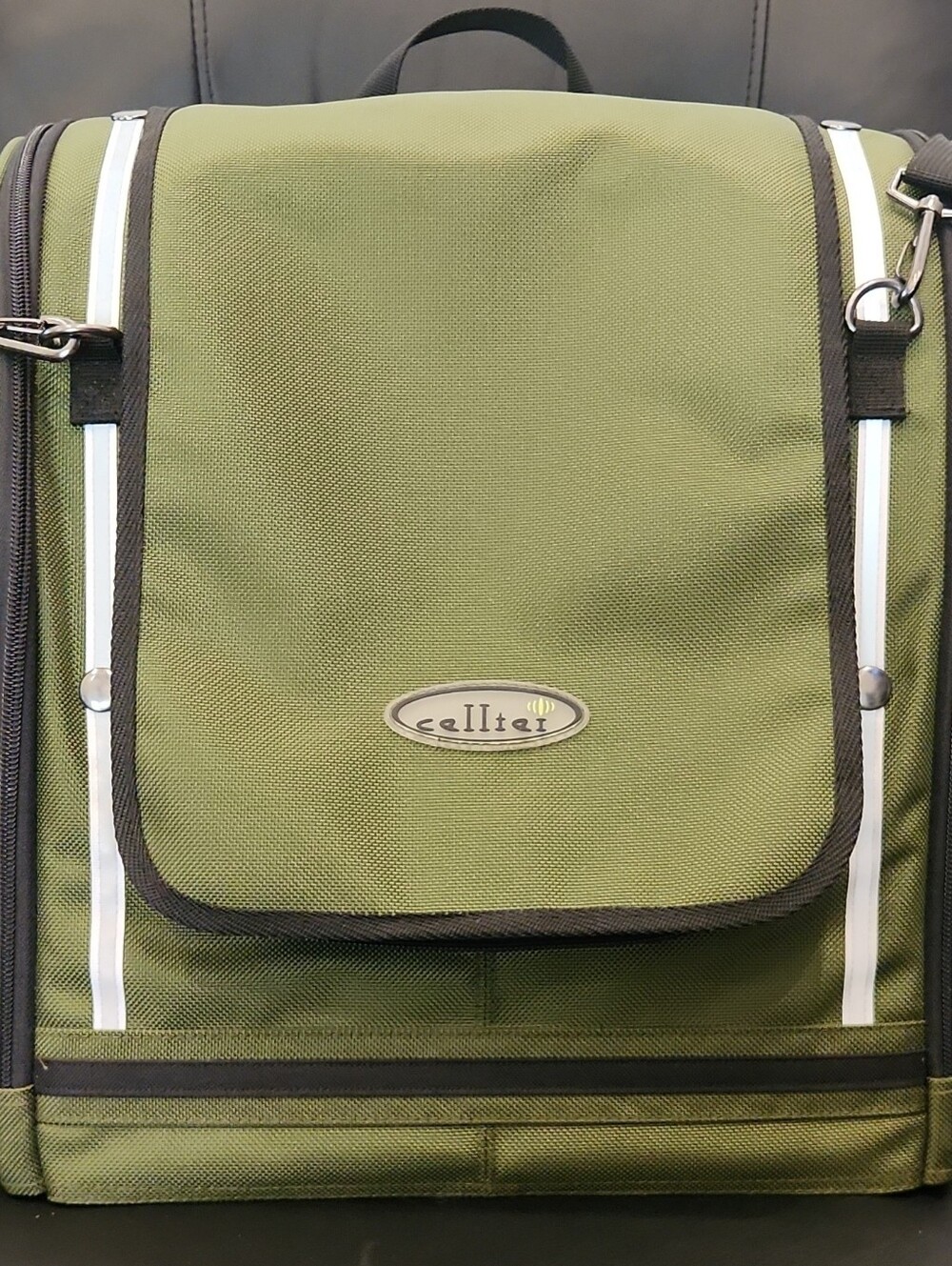 Celltei PARROT / BIRD  Pet Carrier. NWOT*